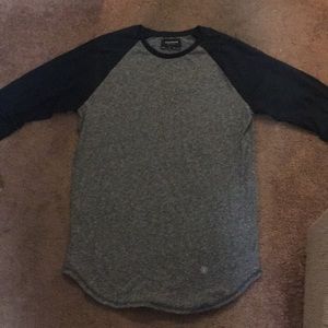 men's 3 quarter sleeve shirt